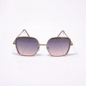 Óculos de Sol Proteção UV400 - Dourado detalhe Nude Lentes Degradê